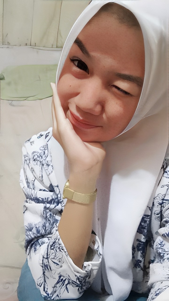 Nadia XI RPL2 SMK Negeri 10 semarang Student